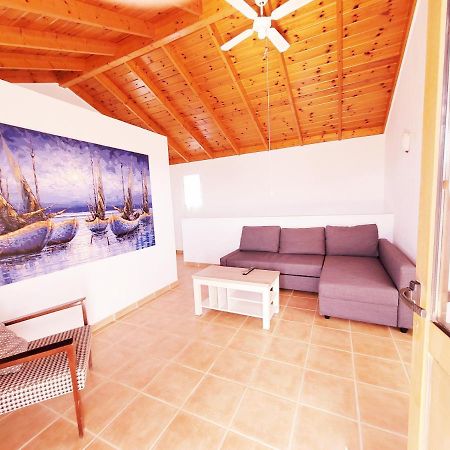 Villatommy Heated Pool, Hottub, Fast Wifi Лахарес Экстерьер фото